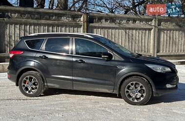 Внедорожник / Кроссовер Ford Kuga 2013 в 