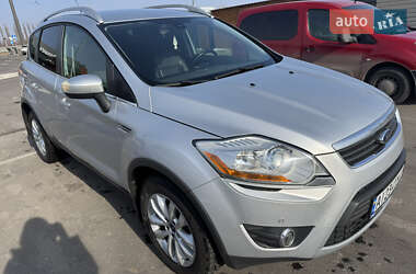 Внедорожник / Кроссовер Ford Kuga 2012 в 