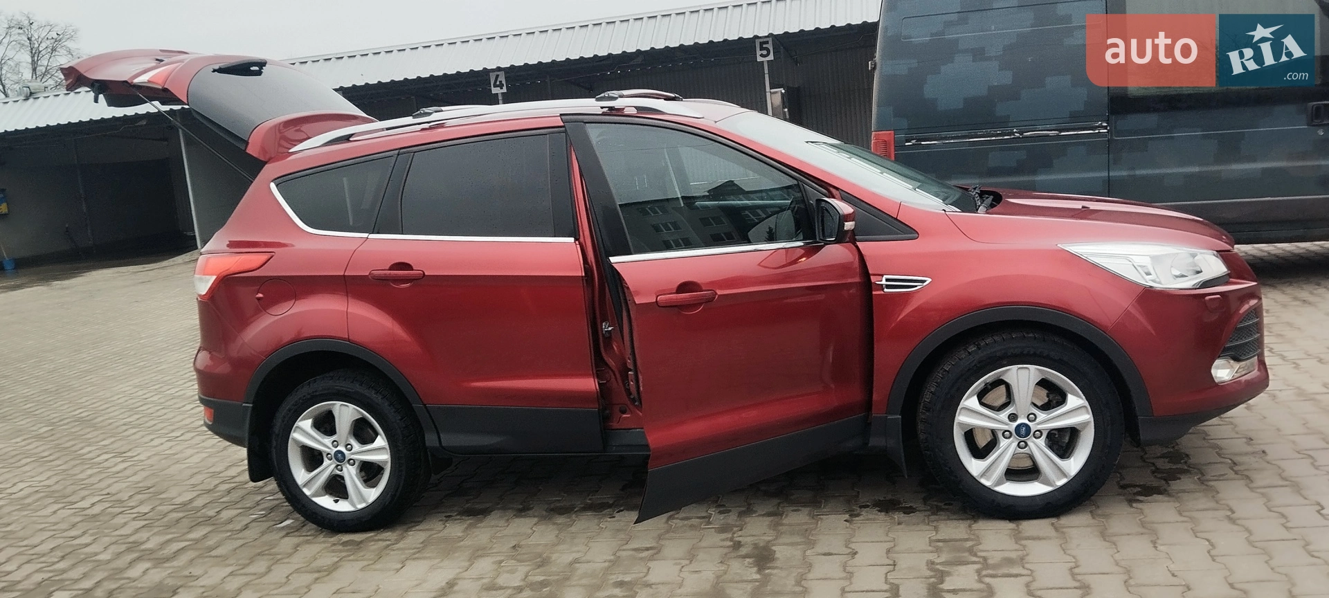 2016 Ford Kuga - мініатюра 13