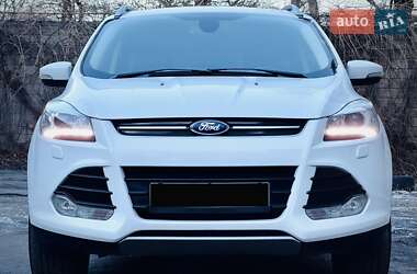 Внедорожник / Кроссовер Ford Kuga 2013 в Каменском