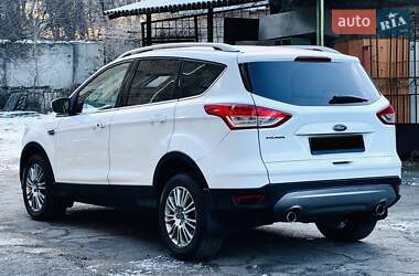 Внедорожник / Кроссовер Ford Kuga 2013 в Каменском