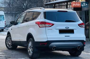 Внедорожник / Кроссовер Ford Kuga 2013 в Каменском