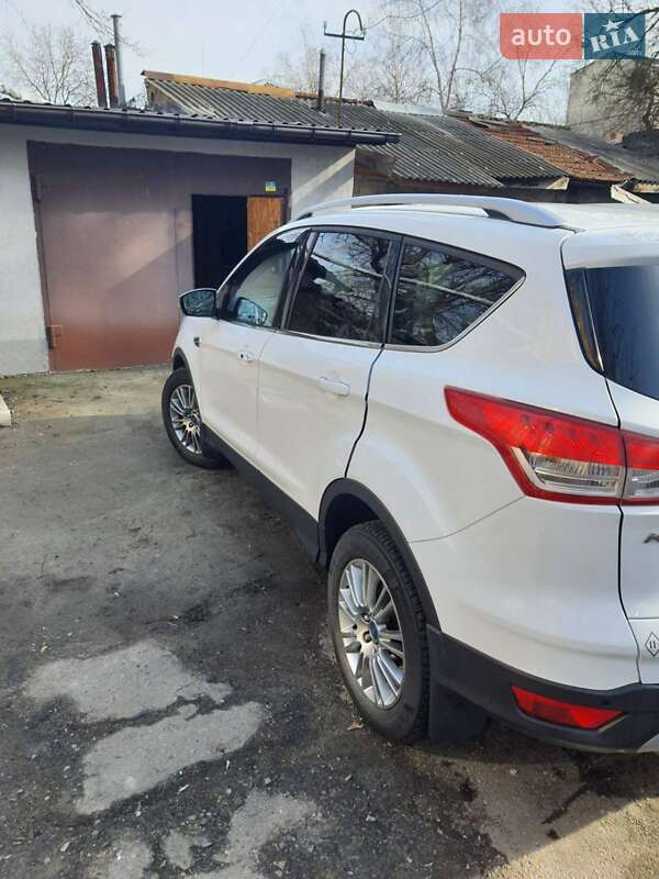 Внедорожник / Кроссовер Ford Kuga 2013 в Полтаве