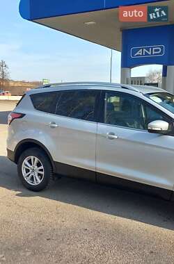 Внедорожник / Кроссовер Ford Kuga 2019 в 