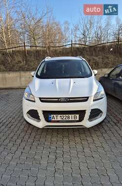Внедорожник / Кроссовер Ford Kuga 2015 в 