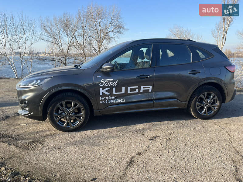 Внедорожник / Кроссовер Ford Kuga 2022 в Днепре