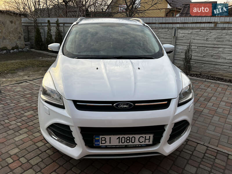 Внедорожник / Кроссовер Ford Kuga 2016 в Лубнах