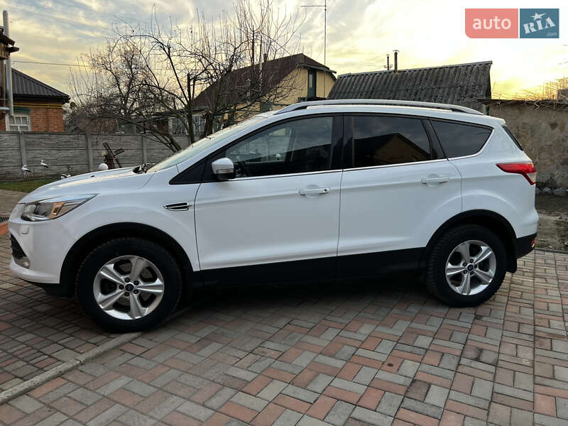 Внедорожник / Кроссовер Ford Kuga 2016 в Лубнах