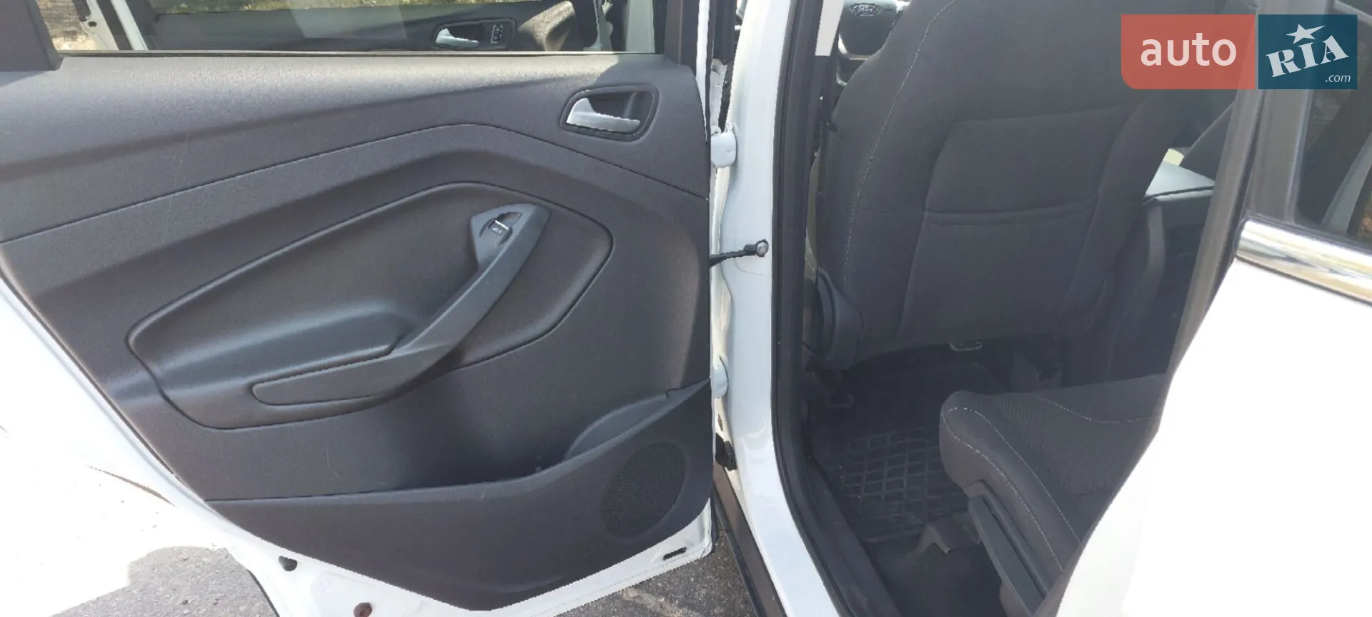 2015 Ford Kuga - мініатюра 9