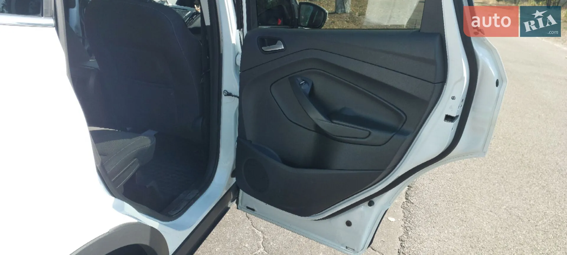 2015 Ford Kuga - мініатюра 12