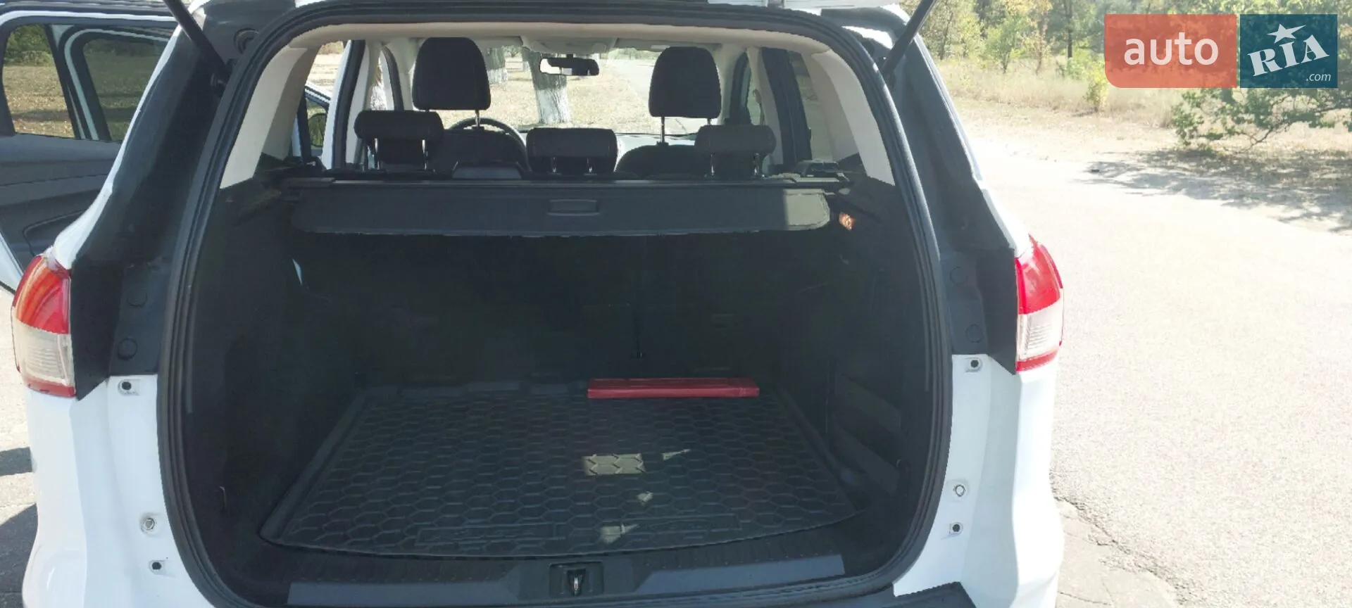 2015 Ford Kuga - мініатюра 13