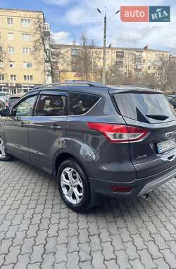 Внедорожник / Кроссовер Ford Kuga 2015 в Деражне