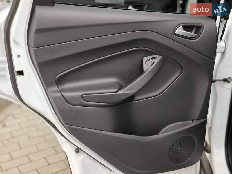 Позашляховик / Кросовер Ford Kuga 2016 в Вінниці фото 77 Позашляховик / Кросовер Ford Kuga 2016 в Вінниці