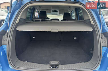 Внедорожник / Кроссовер Ford Kuga 2010 в 