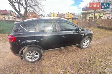 Внедорожник / Кроссовер Ford Kuga 2012 в 