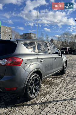 Позашляховик / Кросовер Ford Kuga 2009 в 