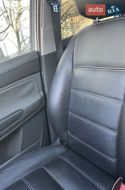 Позашляховик / Кросовер Ford Kuga 2009 в 