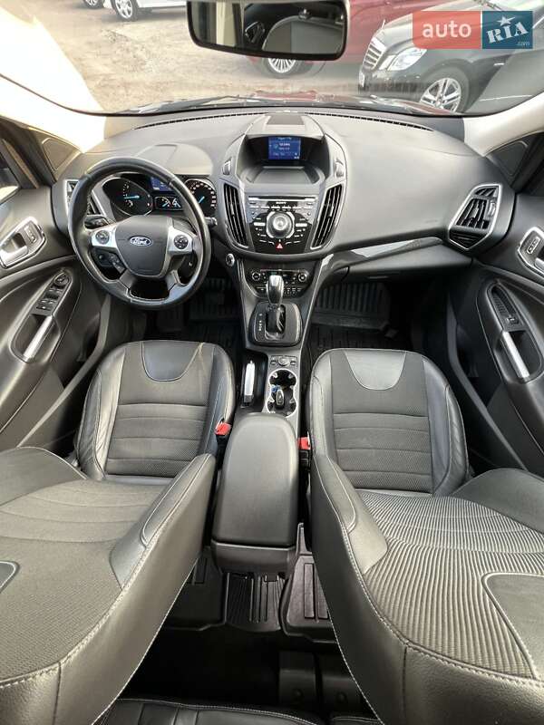 Внедорожник / Кроссовер Ford Kuga 2014 в Чернигове