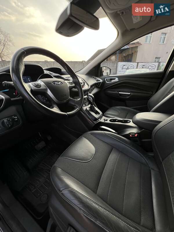 Внедорожник / Кроссовер Ford Kuga 2014 в Чернигове