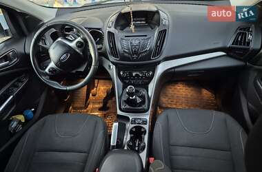 Внедорожник / Кроссовер Ford Kuga 2015 в 