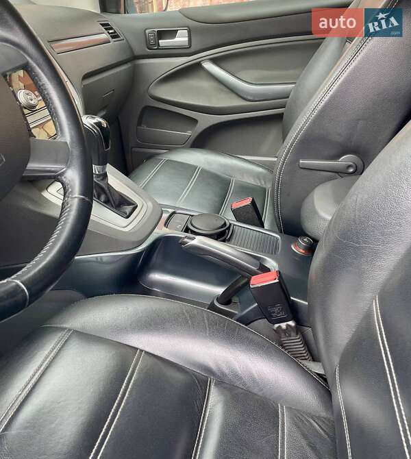 Внедорожник / Кроссовер Ford Kuga 2012 в Полтаве