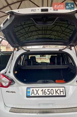 Внедорожник / Кроссовер Ford Kuga 2012 в 