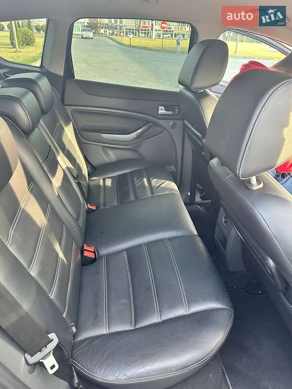 Внедорожник / Кроссовер Ford Kuga 2012 в Черкассах