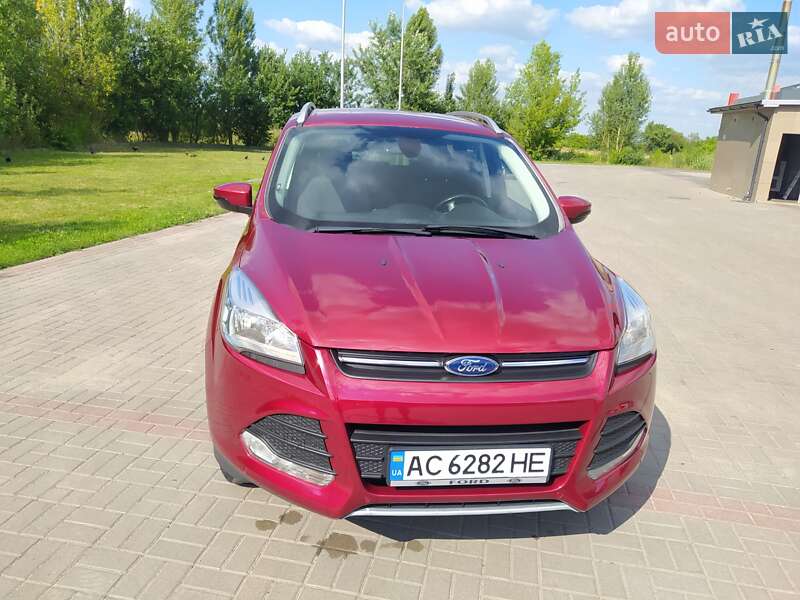 Внедорожник / Кроссовер Ford Kuga 2015 в Нововолынске фото 9 Внедорожник / Кроссовер Ford Kuga 2015 в Нововолынске