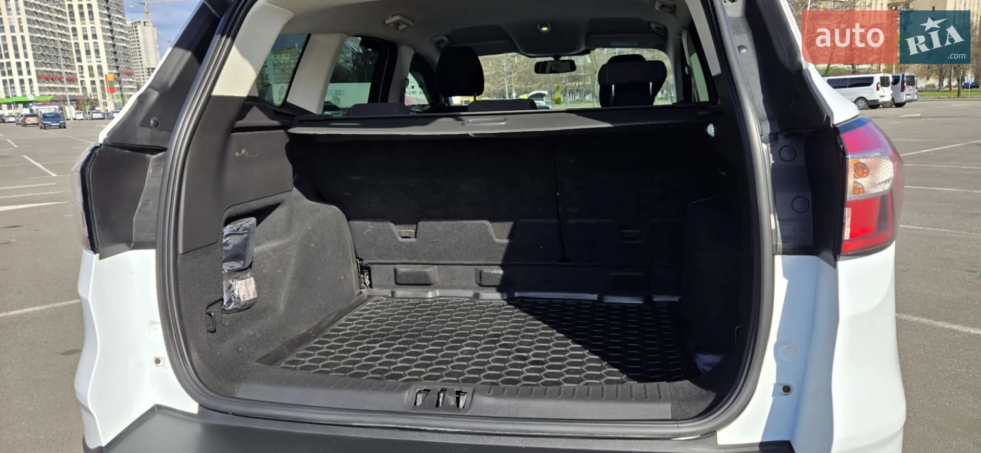 2018 Ford Kuga - мініатюра 25