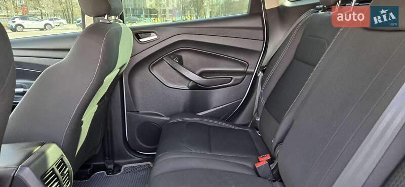 Внедорожник / Кроссовер Ford Kuga 2018 в Киеве