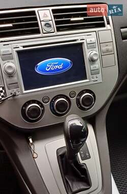 Позашляховик / Кросовер Ford Kuga 2010 в 