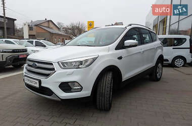 Внедорожник / Кроссовер Ford Kuga 2019 в 