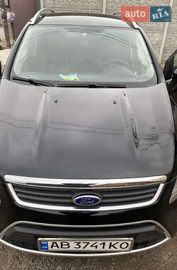 Внедорожник / Кроссовер Ford Kuga 2011 в 