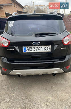 Внедорожник / Кроссовер Ford Kuga 2011 в 