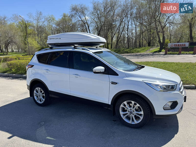 Внедорожник / Кроссовер Ford Kuga 2019 в Запорожье фото 8 Внедорожник / Кроссовер Ford Kuga 2019 в Запорожье