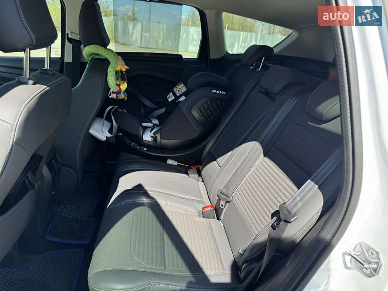 Внедорожник / Кроссовер Ford Kuga 2019 в Запорожье фото 18 Внедорожник / Кроссовер Ford Kuga 2019 в Запорожье