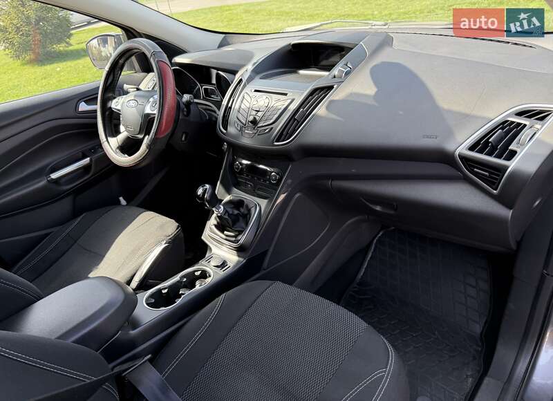 Внедорожник / Кроссовер Ford Kuga 2013 в Ужгороде