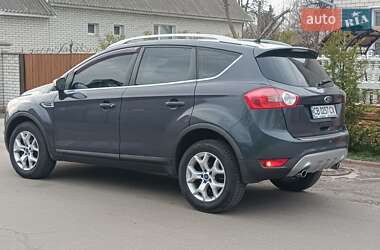 Внедорожник / Кроссовер Ford Kuga 2011 в 