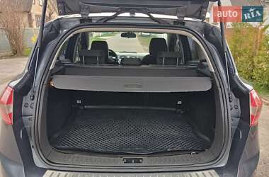 Внедорожник / Кроссовер Ford Kuga 2011 в 