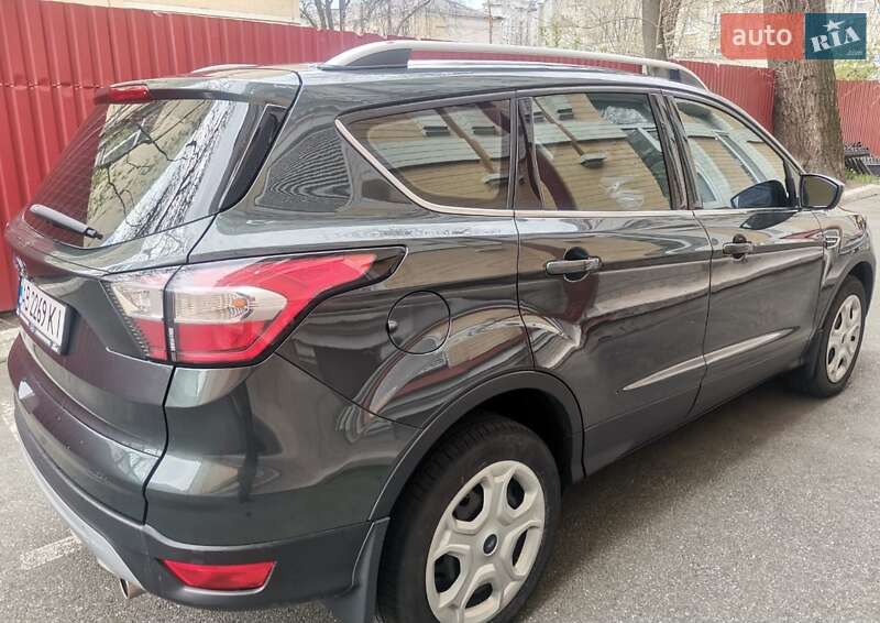 Внедорожник / Кроссовер Ford Kuga 2017 в Хмельницком фото 9 Внедорожник / Кроссовер Ford Kuga 2017 в Хмельницком