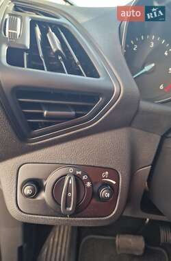 Внедорожник / Кроссовер Ford Kuga 2017 в 