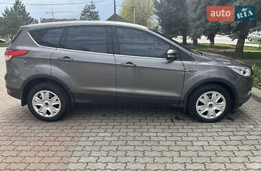 Внедорожник / Кроссовер Ford Kuga 2014 в 