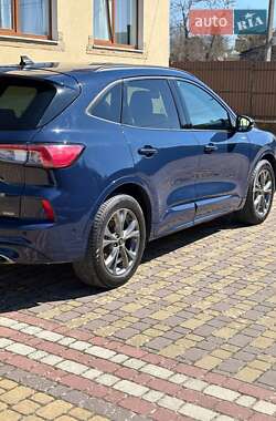 Внедорожник / Кроссовер Ford Kuga 2020 в 