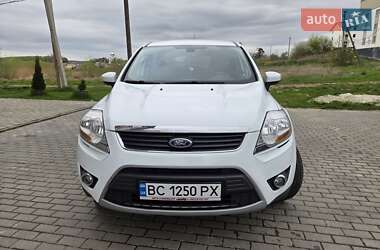 Внедорожник / Кроссовер Ford Kuga 2012 в 