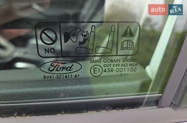 Внедорожник / Кроссовер Ford Kuga 2012 в 