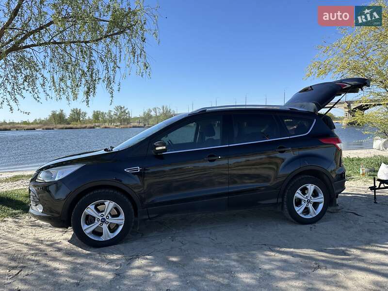 Внедорожник / Кроссовер Ford Kuga 2013 в Днепре фото 2 Внедорожник / Кроссовер Ford Kuga 2013 в Днепре