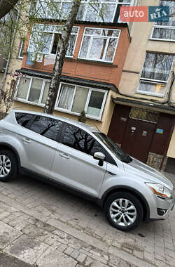 Внедорожник / Кроссовер Ford Kuga 2008 в 