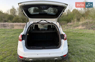 Внедорожник / Кроссовер Ford Kuga 2012 в 