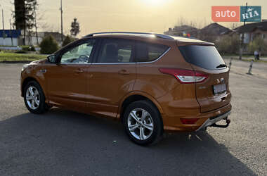 Внедорожник / Кроссовер Ford Kuga 2014 в 