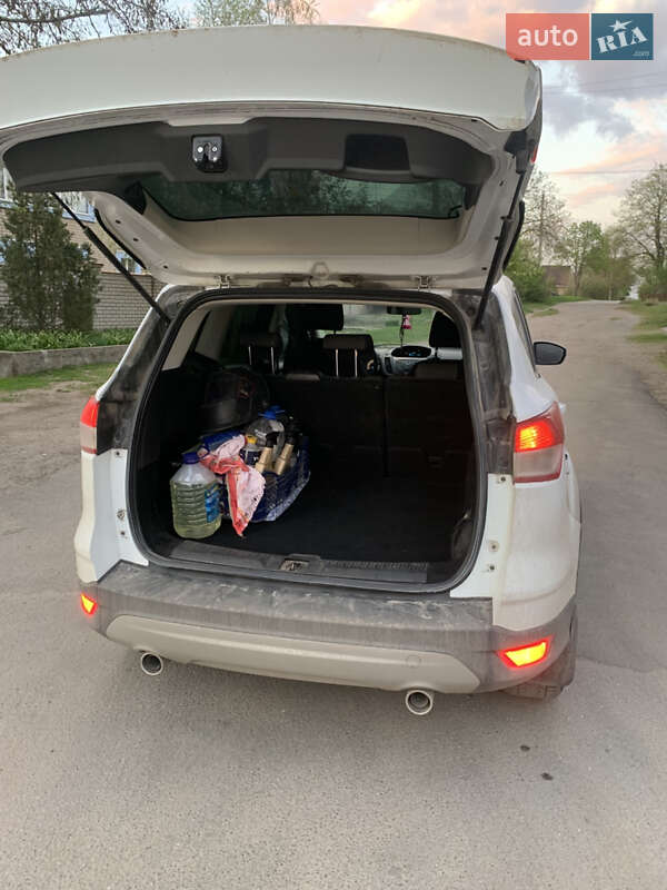 Внедорожник / Кроссовер Ford Kuga 2015 в Днепре